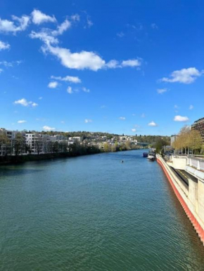 Appt River view next Eiffel Tour and Roland-Garros